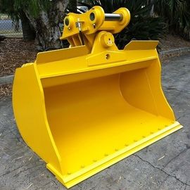 黄色い掘削機の傾きのバケツの2つx 45の°の旋回装置の角度の円形の容器の形